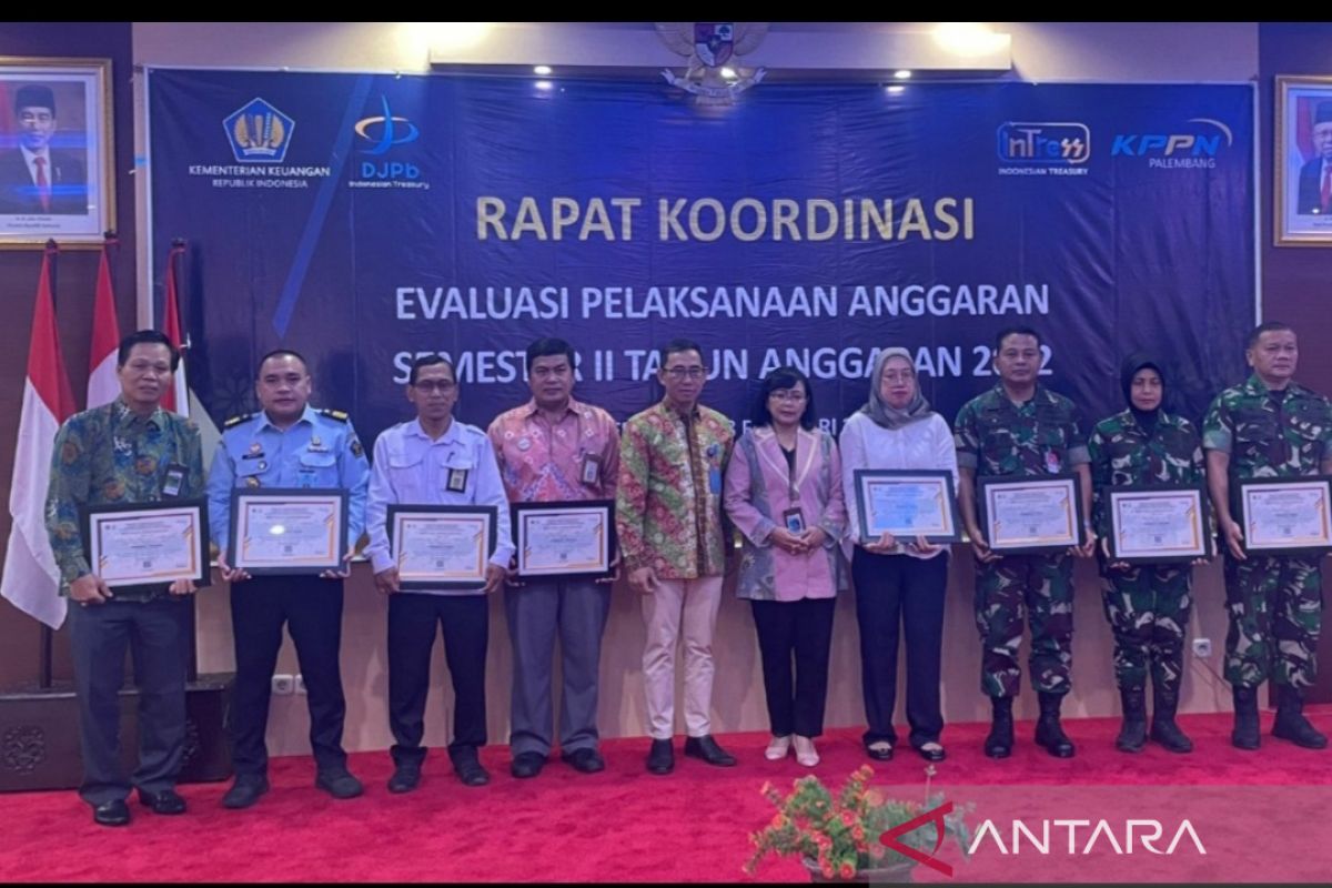 Kemenkumham Sumsel raih penghargaan terbaik ke-2 penyelesaian LPJ dari KPPN Palembang