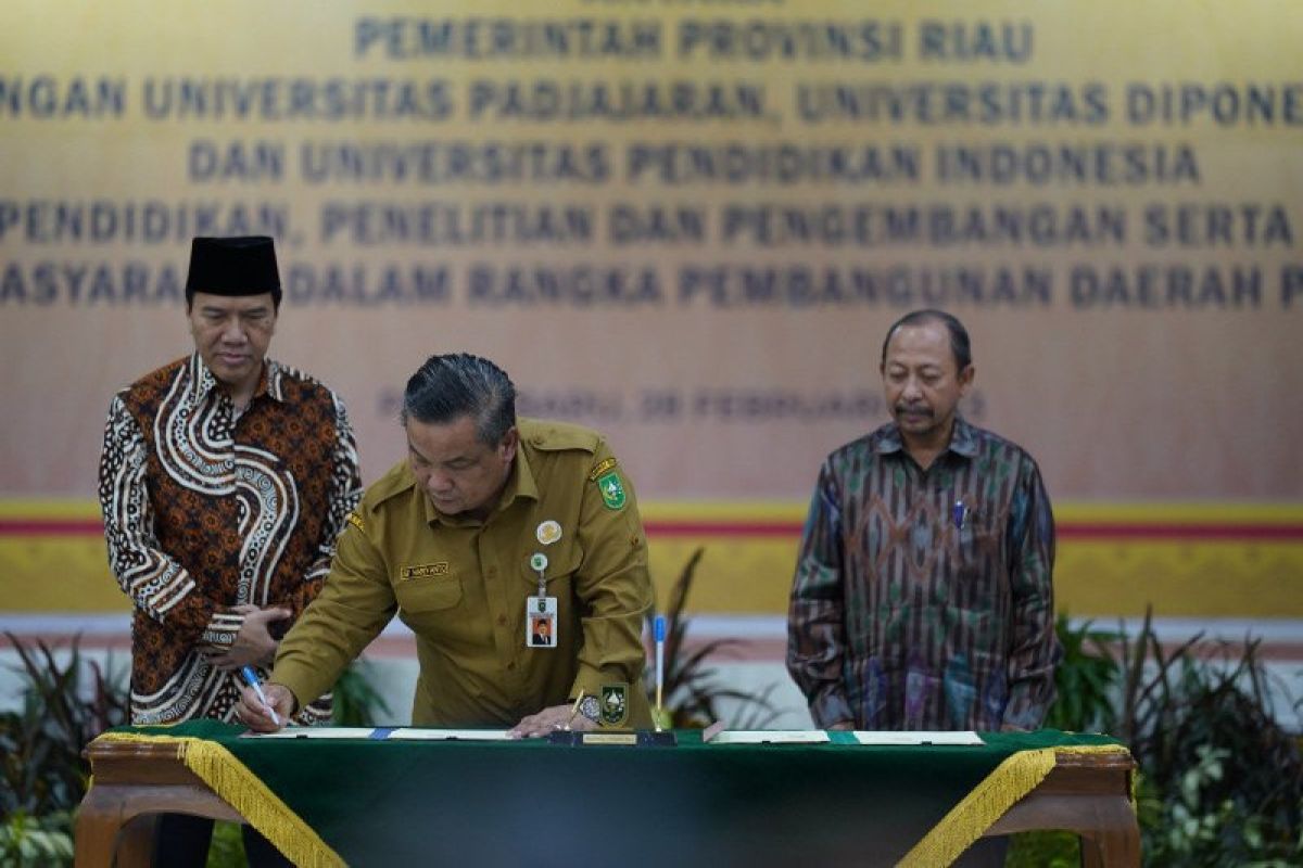 Pemprov Riau jajaki kerja sama bidang pendidikan dengan tiga perguruan tinggi