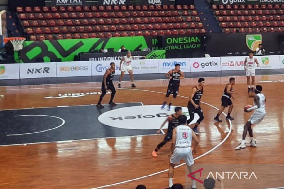 Rans PIK menang dramatis atas Bumi Borneo 62-59 IBL Seri IV di Solo