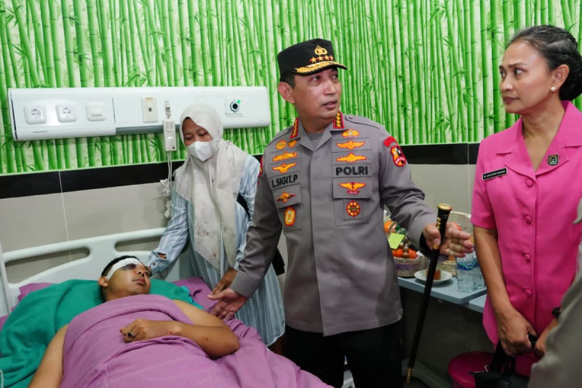Pilot dan co-Pilot heli jatuh di Jambi dirujuk ke RS Polri Kramat Jati Jakarta
