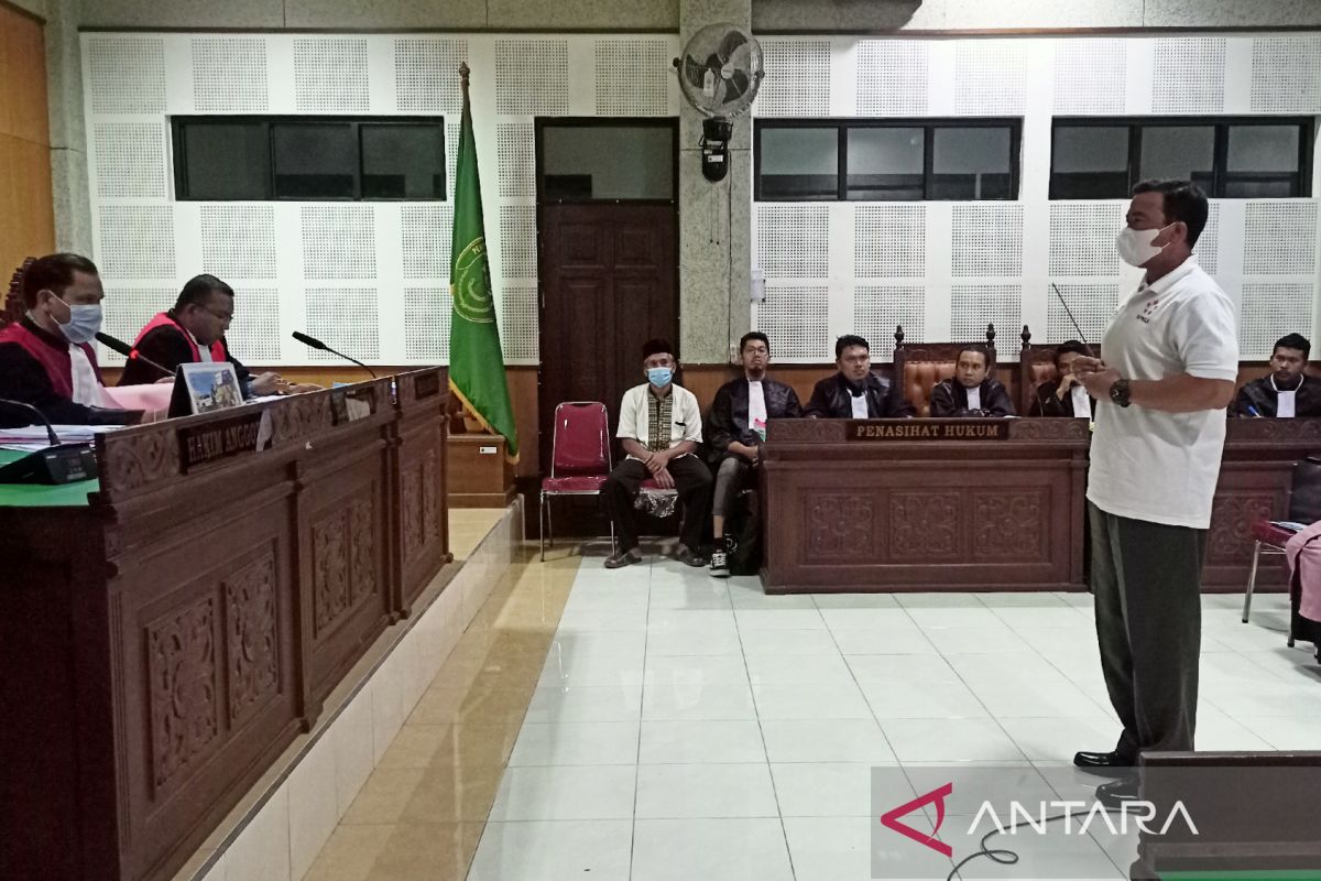 Pengadilan meminta jaksa perkara BPR tentukan status hukum anggota Polri