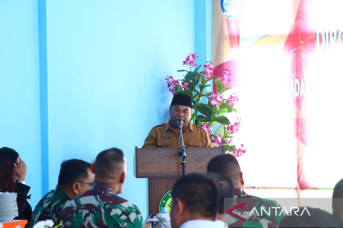 Gubernur Maluku minta Basarnas tingkatkan misi kemanusiaan