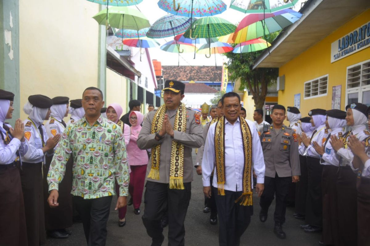 Kunjungi Polres Lampung Utara, Waka Polda Lampung buka spectrus olympics smabha trophy