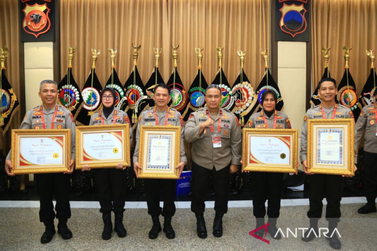 Polres Solok Kota terima penghargaan dari KemenPAN-RB