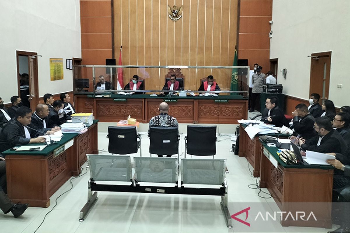 Teddy Minahasa diperiksa sebagai saksi di PN Jakarta Barat