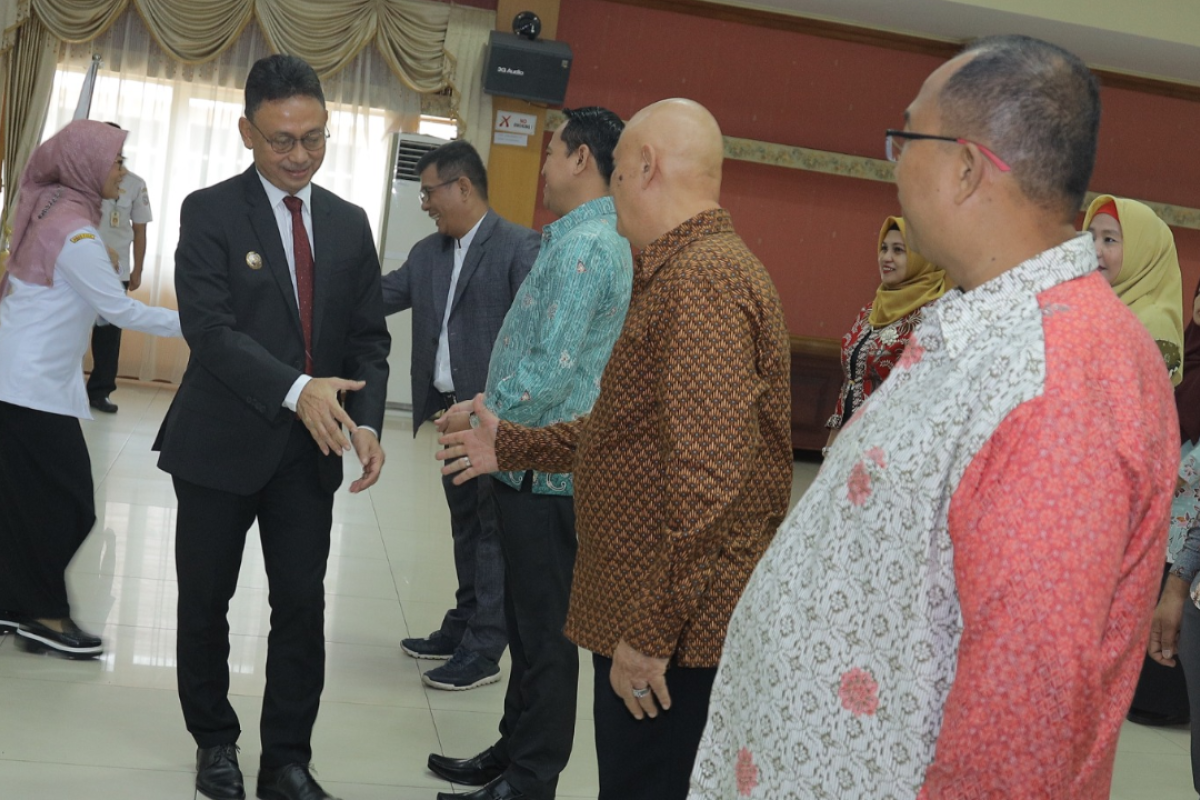 Wali Kota mengukuhkan 19 orang pengurus forum CSR Kota Pontianak