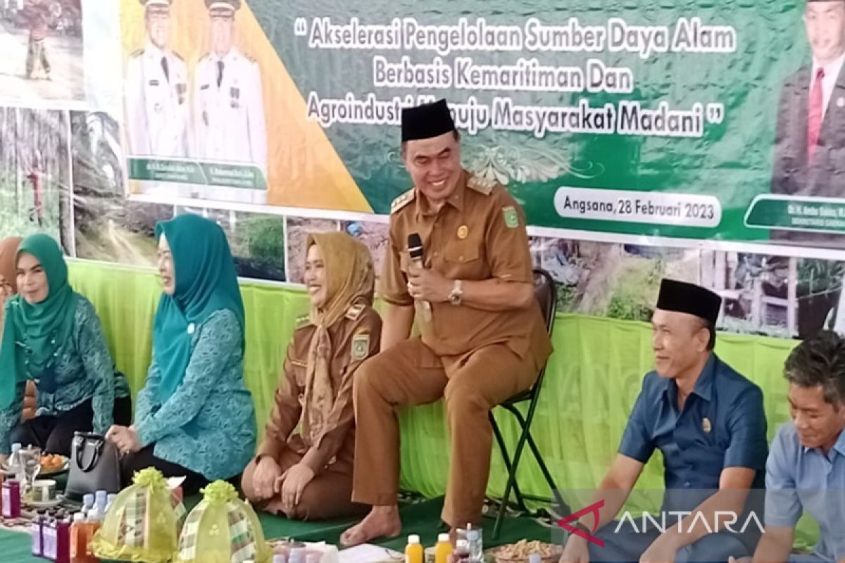 Zairullah perkuat kualitas SDM melalui satu desa satu masjid