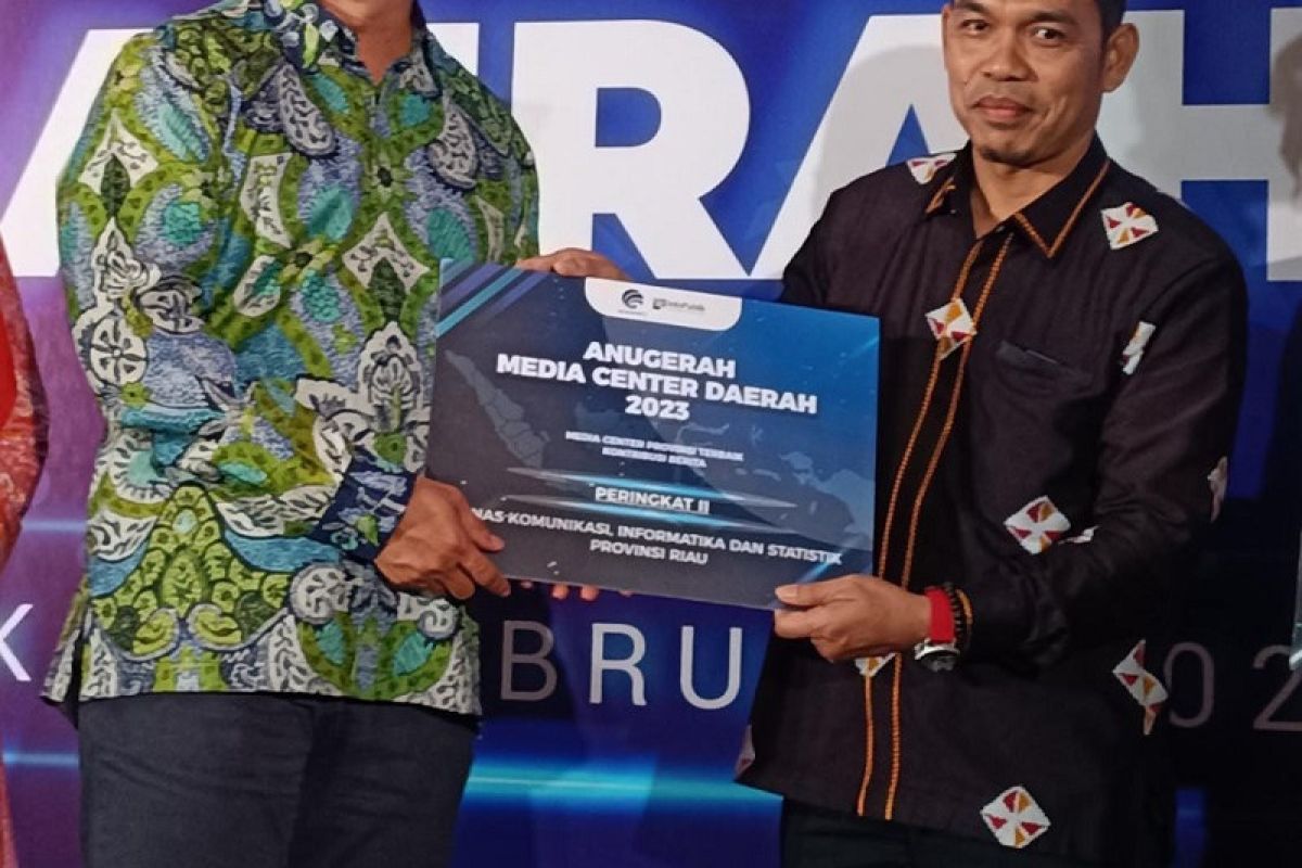 Portal Media Center Riau kembali raih penghargaan Anugerah Media Center Terbaik Nasional