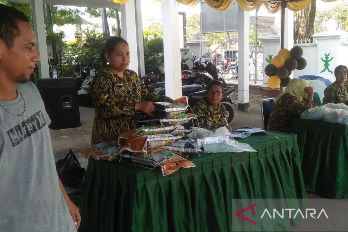 Ikatan Adhyaksa Maluku gelar pasar murah sambut  Ramadhan