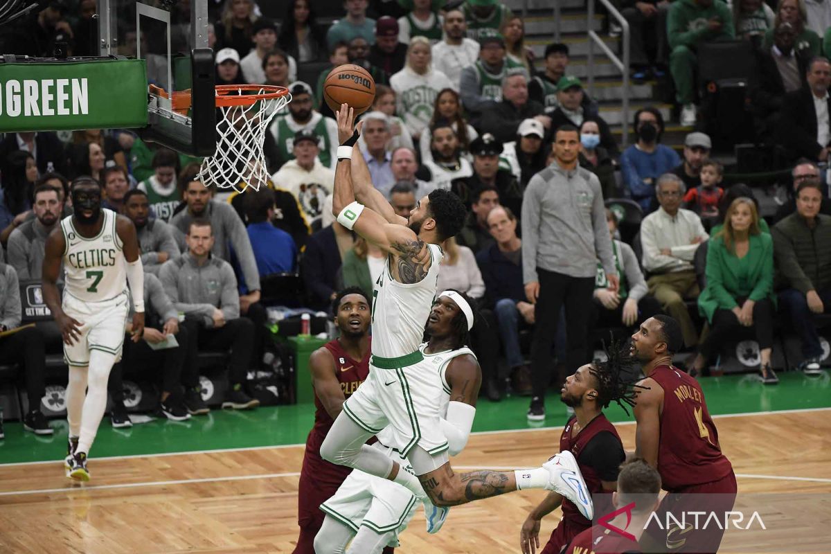 Jayson Tatum sumbang 41 poin buat kemenangan Celtics atas Cavaliers 117-113