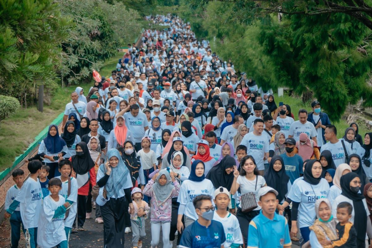 Peringati HUT ke-25 BUMN, PLN sukses gelar jalan sehat dan bazar UMK di Lampung