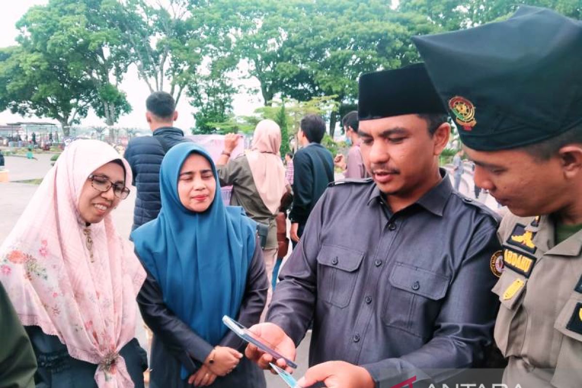 Bawaslu gelar patroli kawal hak pilih di Jam Gadang Bukittinggi