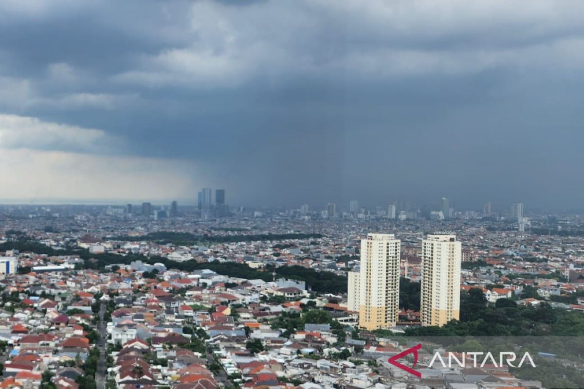 BMKG: Minggu ini Surabaya berpeluang hujan dengan intensitas ringan