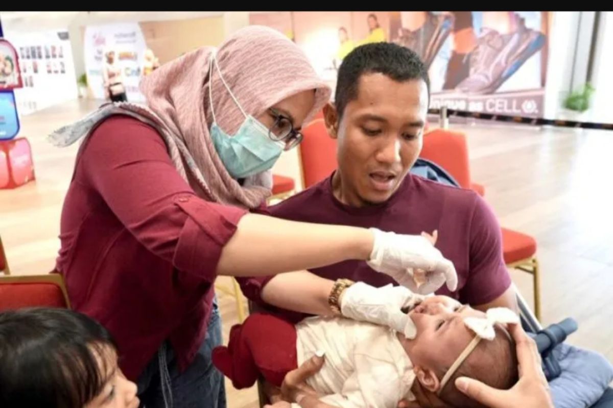 18.293 balita di Agam baru dapat imunisasi polio