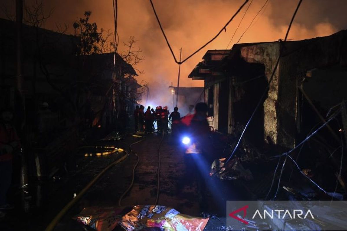 Pertamina evakuasi warga dan pekerja untuk tekan dampak kebakaran pipa