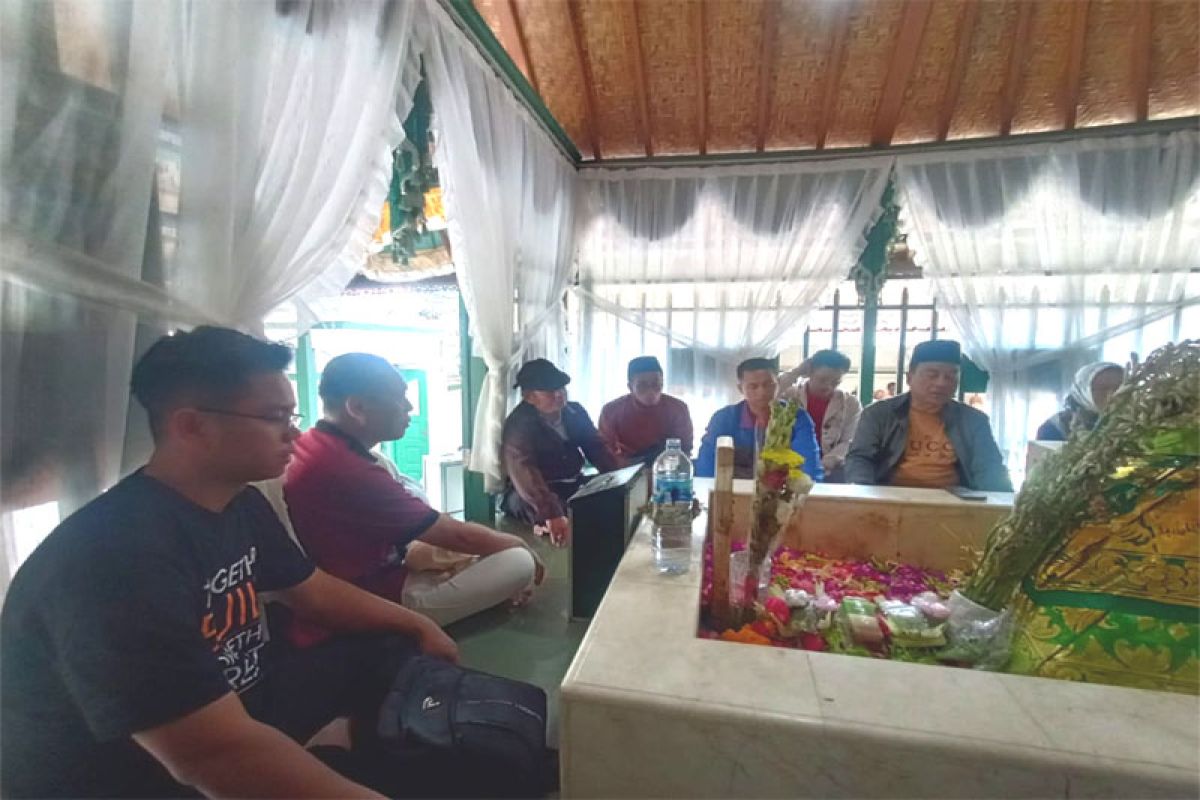 Dies Natalis UIN Walisongo Ke-53, 300 Mahasiswa Fuhum Ziarah Wali di Bali