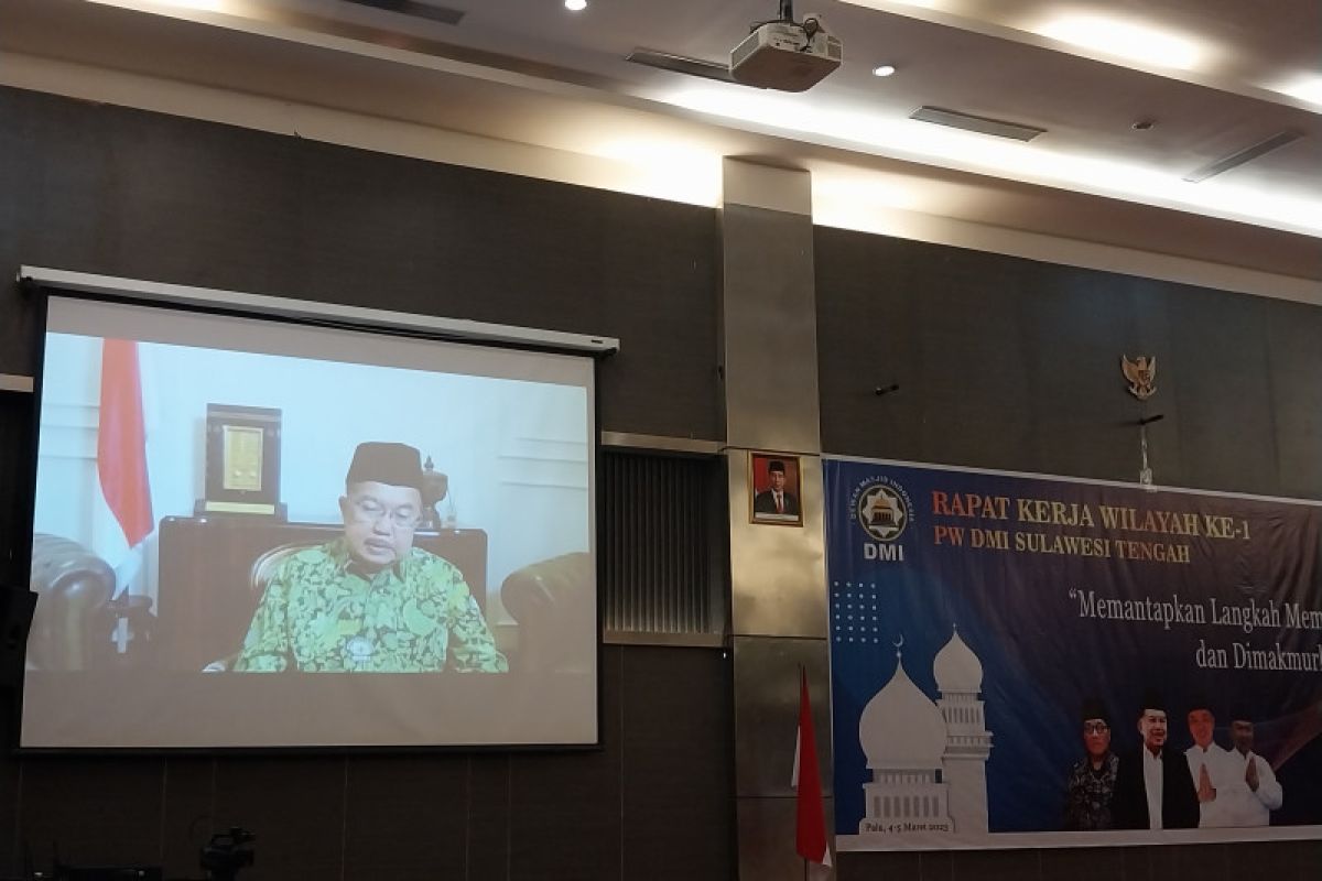 Ketua DMI Jusuf Kalla serukan pengembangan fungsi masjid