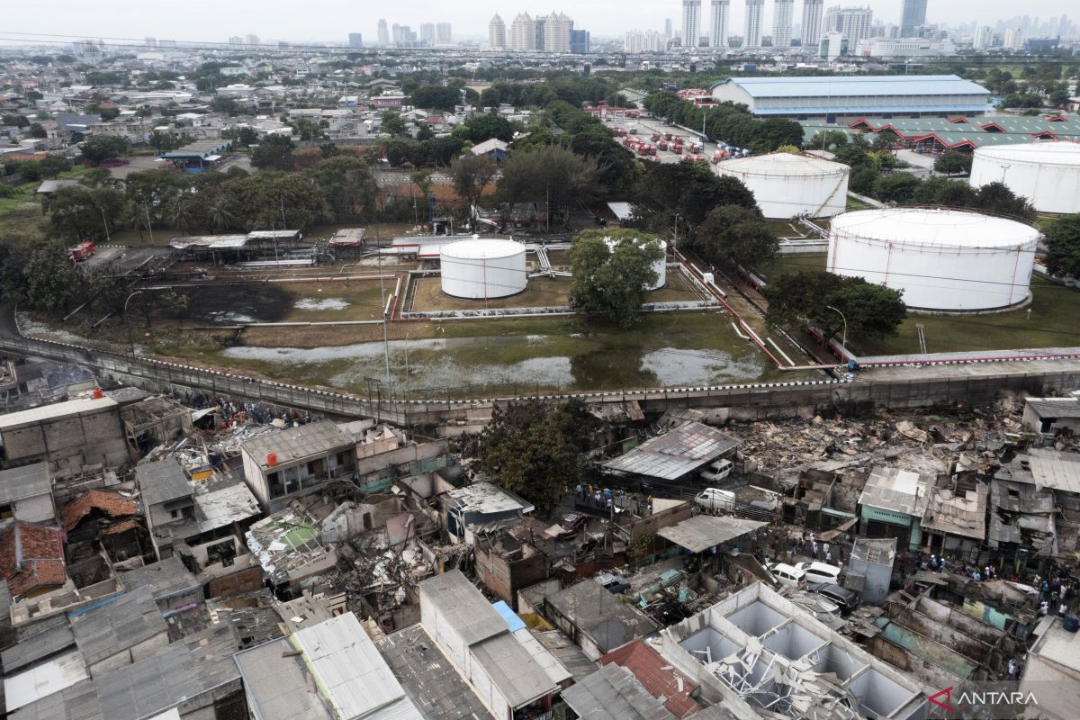 Lokasi Depo Plumpang dekat permukiman tak ideal