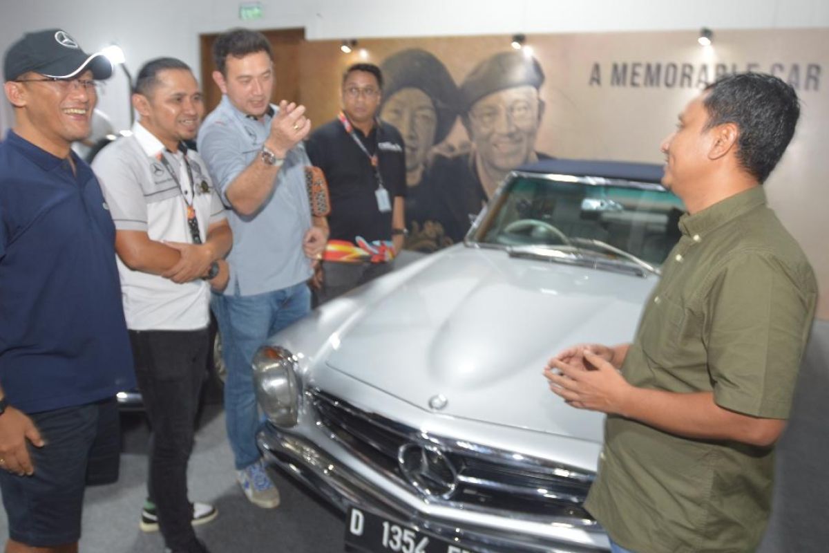 Merceday Benz sukses jadi ajang wisata keluarga