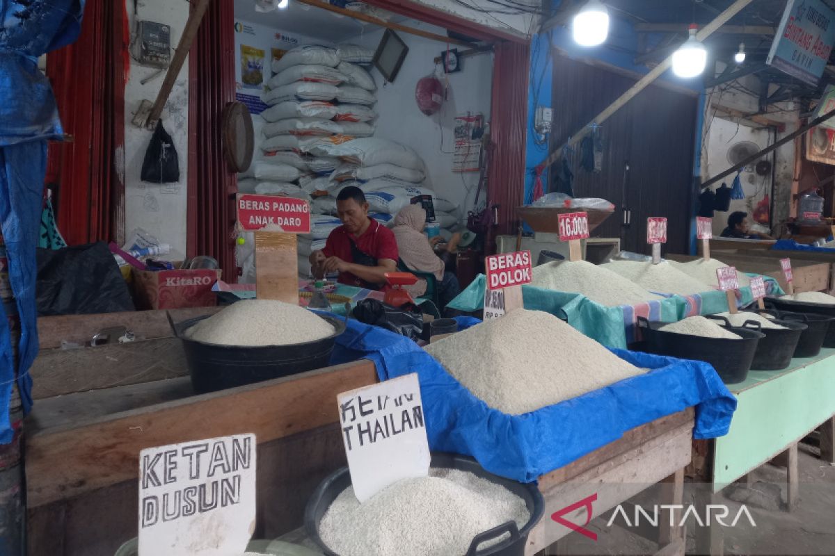 Bulog tambah 4 ribu ton beras penuhi kebutuhan masyarakat Bengkulu