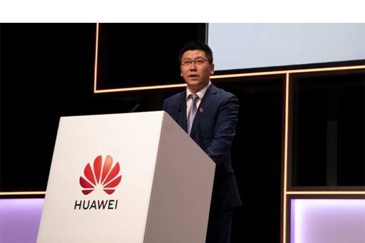 Solusi Huawei Intelligent Cloud-Network Bangun Landasan Digital yang Mewujudkan Pengalaman Terbaik lewat Jaringan Simpel