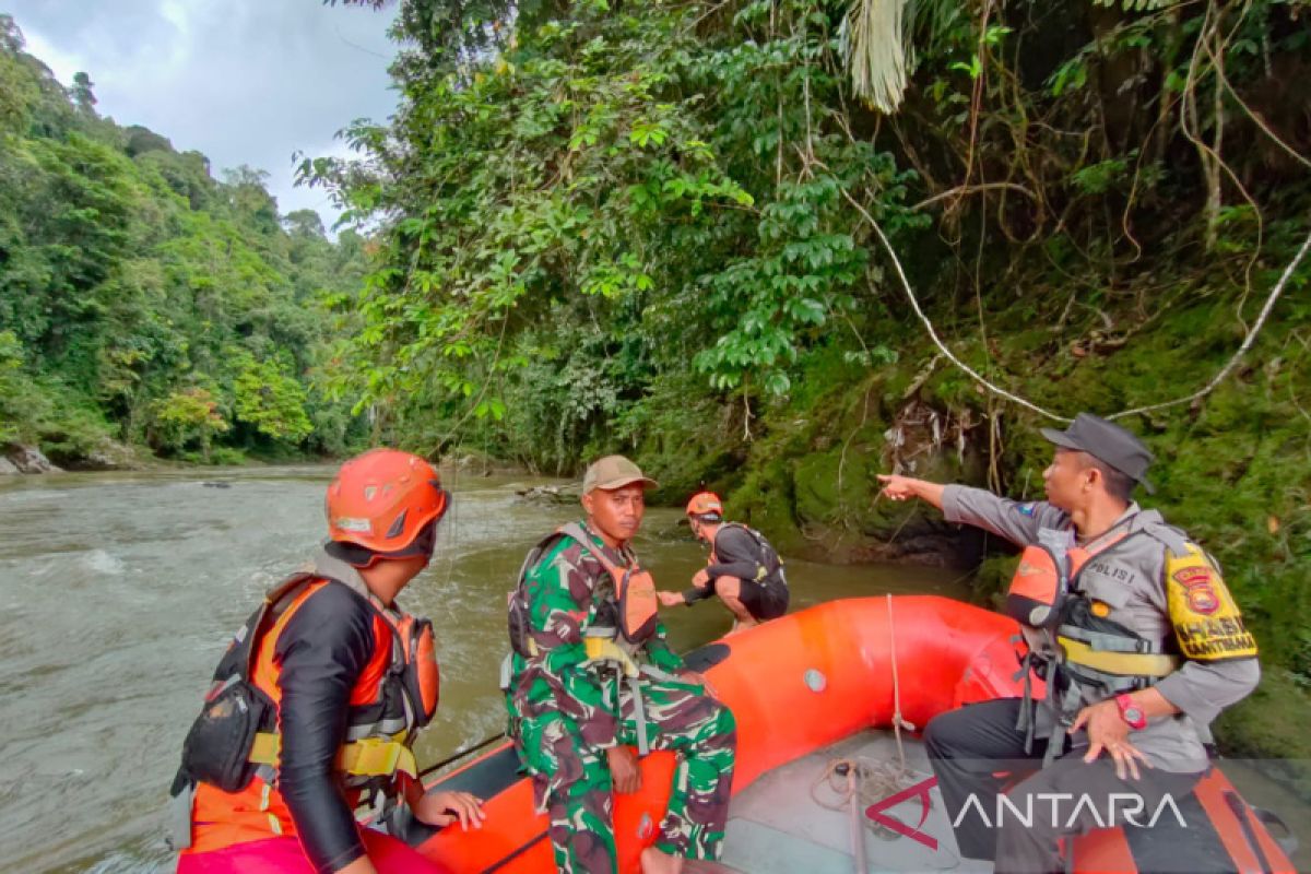 Basarnas Bengkulu perluas pencarian korban hilang di Sungai Ketahun