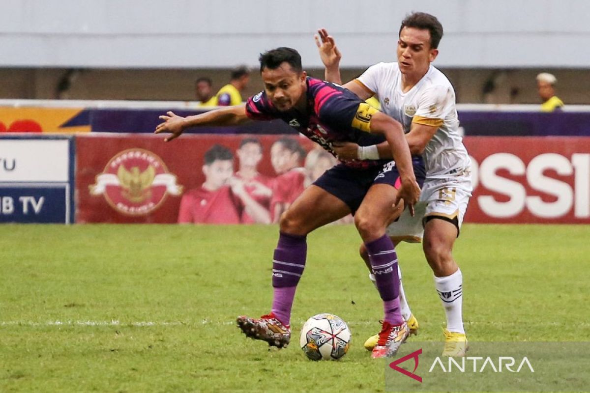 Rodrigo Santana belum tahu soal masa depannya sebagai pelatih Rans Nusantara