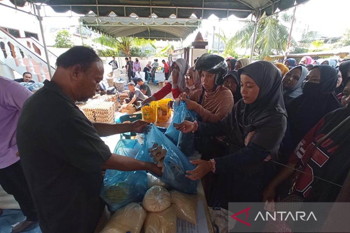 Pemkot Lhokseumawe sediakan 1.440 papan telur ayam di pasar murah