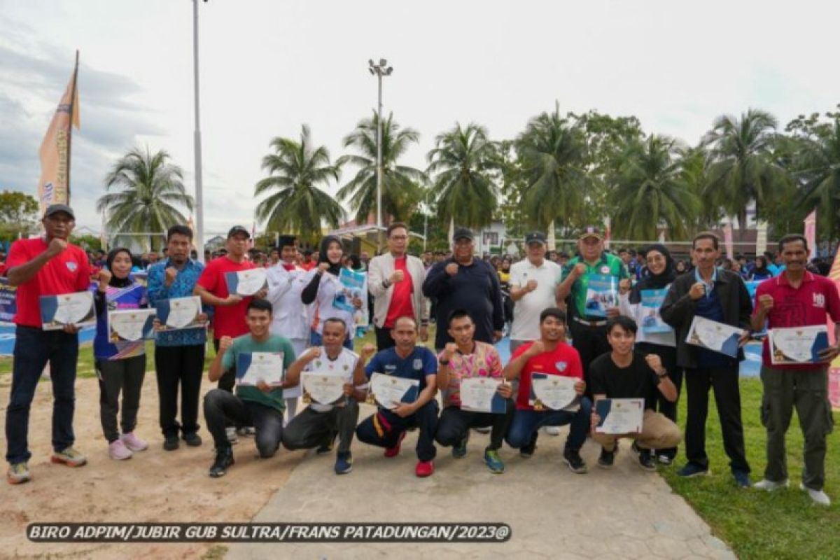 Gubernur Sultra berharap lahir atlet voli potensial dari pelajar SMA/SMK