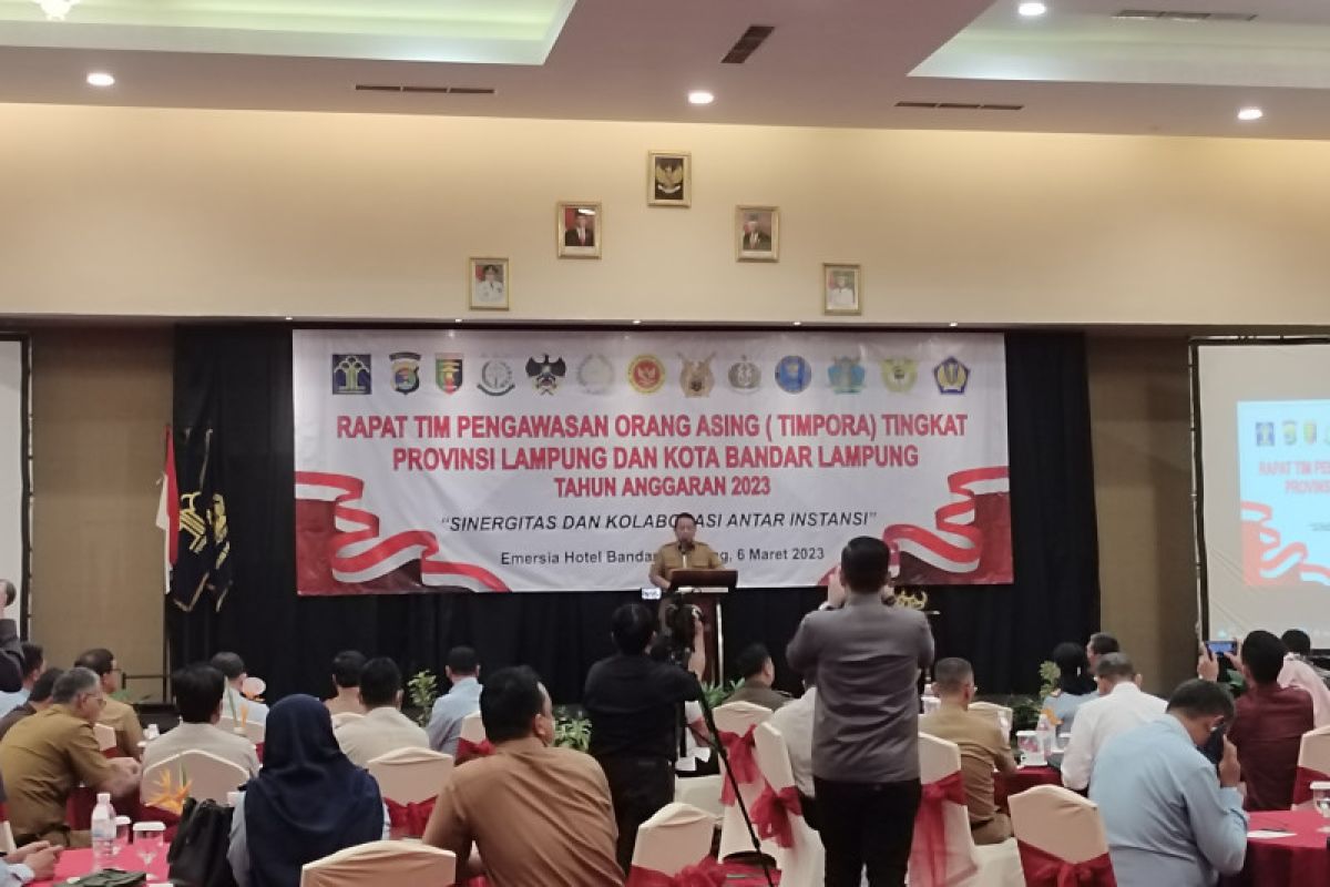 Lampung governor urges foreigners to conduct activities legally