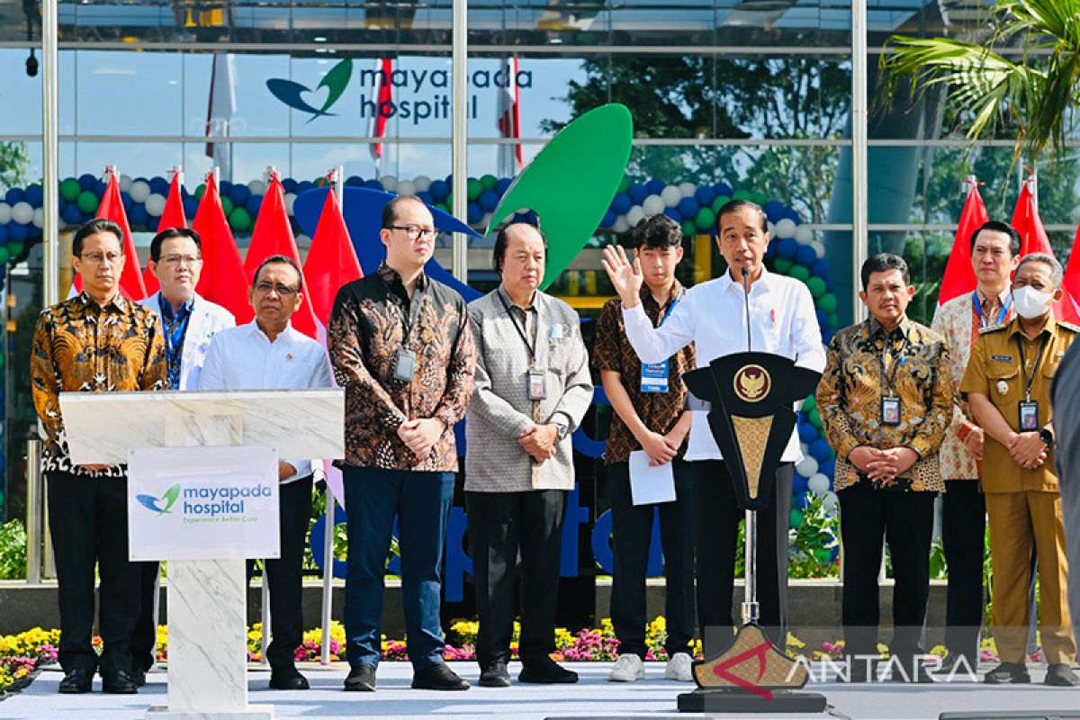 Jokowi minta Menkes-Mendikbudristek untuk perbanyak dokter spesialis