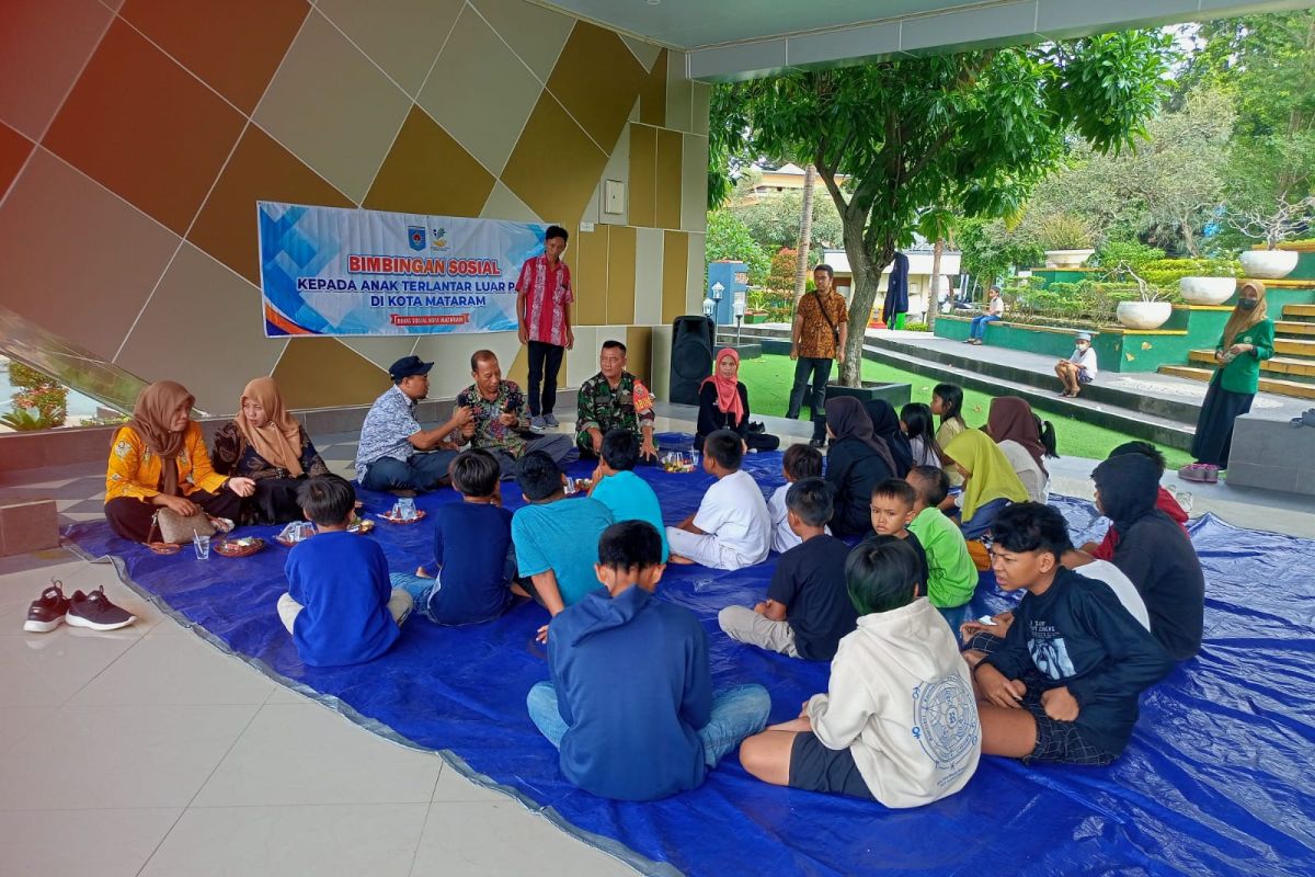 Dinsos meningkatkan pengawasan anak jalanan di Mataram selama Ramadhan