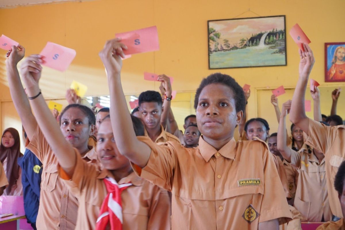 TSE Group berikan edukasi sosial ratusan pelajar pedalaman Papua