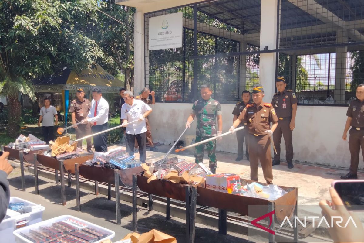 Kejari Kabupaten Tangerang musnahkan barang bukti hasil penegakan hukum