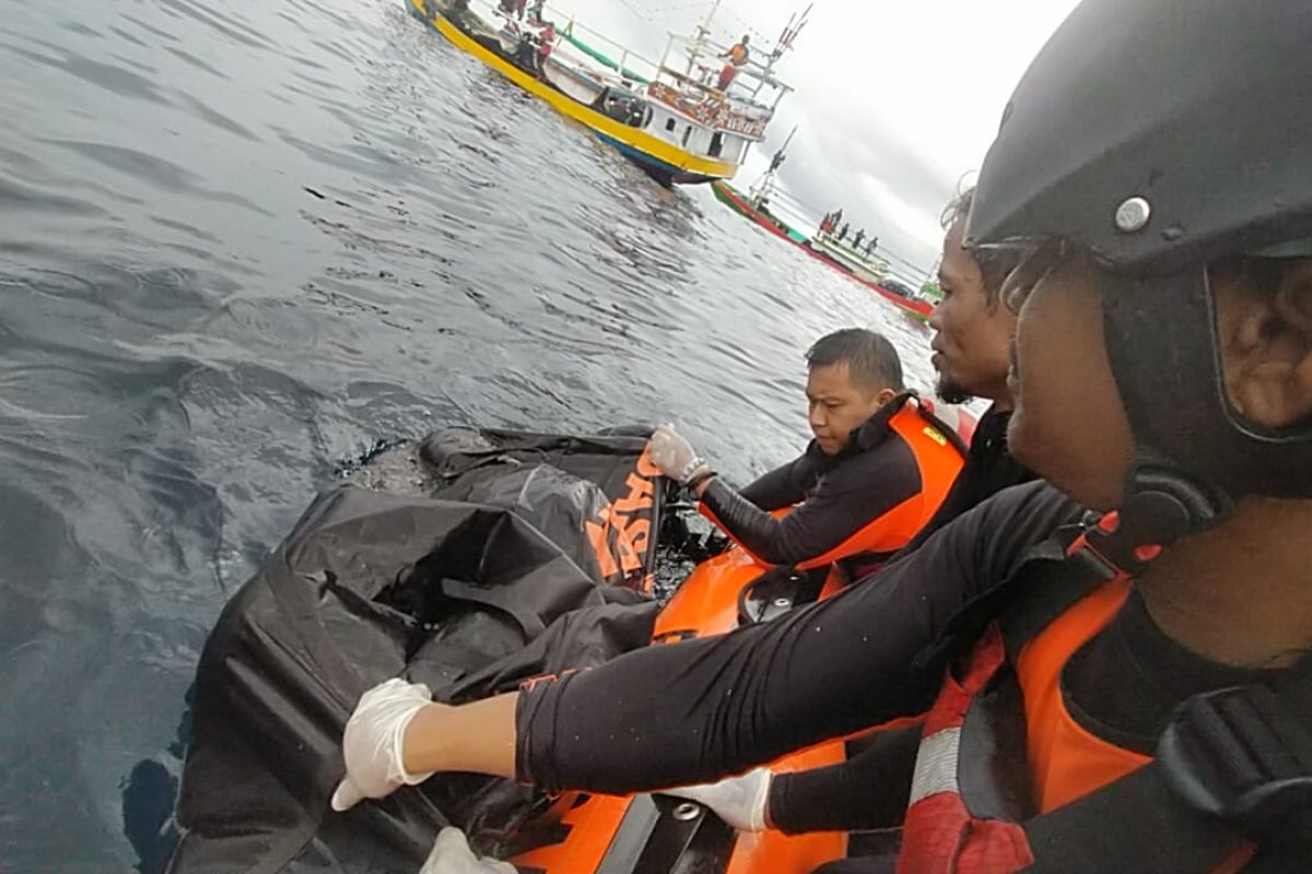 Tim SAR temukan mayat remaja tenggelam di laut Bima