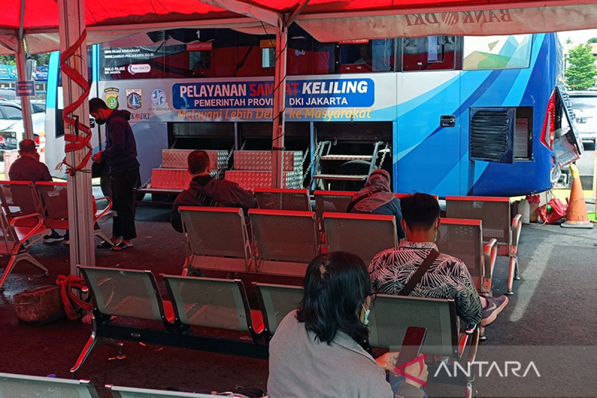 Selasa, Samsat Keliling buka di 14 titik Jadetabek