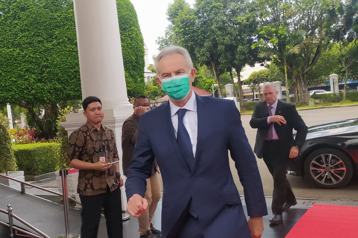 Mantan PM Inggris Tony Blair tiba di Istana Kepresidenan  Jakarta