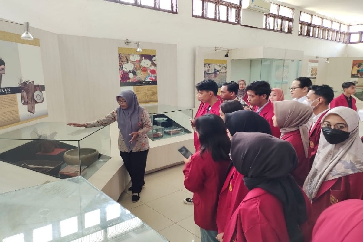 Mahasiswa UMPR tingkatkan pemahaman budaya daerah melalui museum