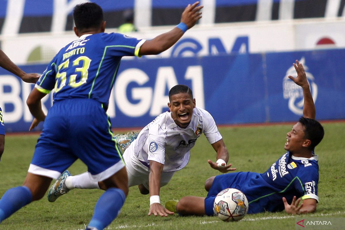 Bulan puasa tak ganggu persiapan Persib Bandung hadapi sisa kompetisi musim ini