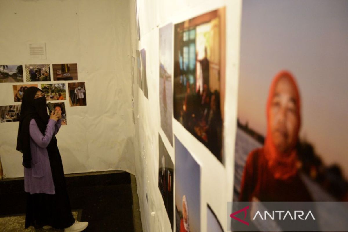 Pameran Fotografi Hari Perempuan Internasional - ANTARA News