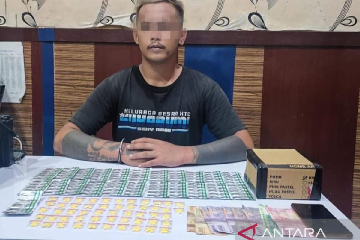 Polres Sukabumi Kota tangkap pemuda pengedar obat keras ilegal