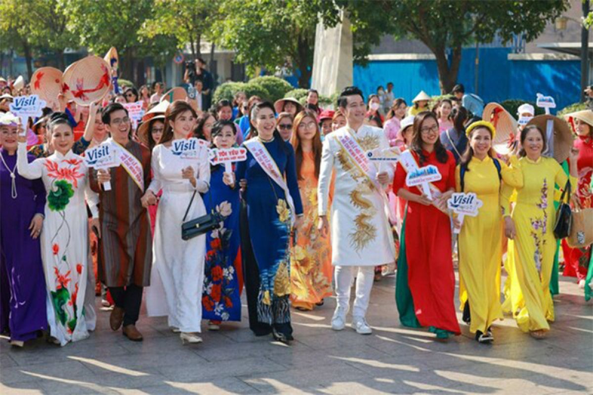 Jelajahi pesona Ho Chi Minh City lewat Festival Ao Dai 2023