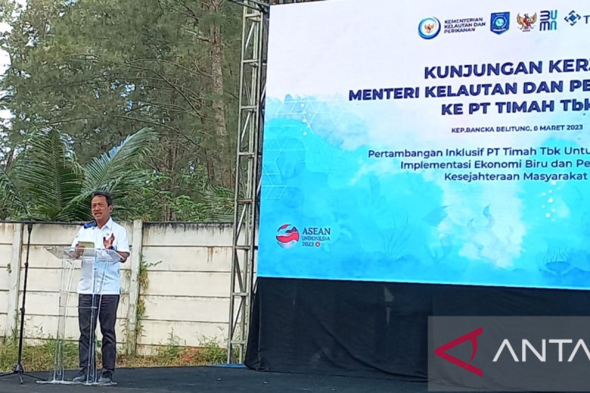 Menteri kelautan ajak nelayan menjaga kebersihan laut