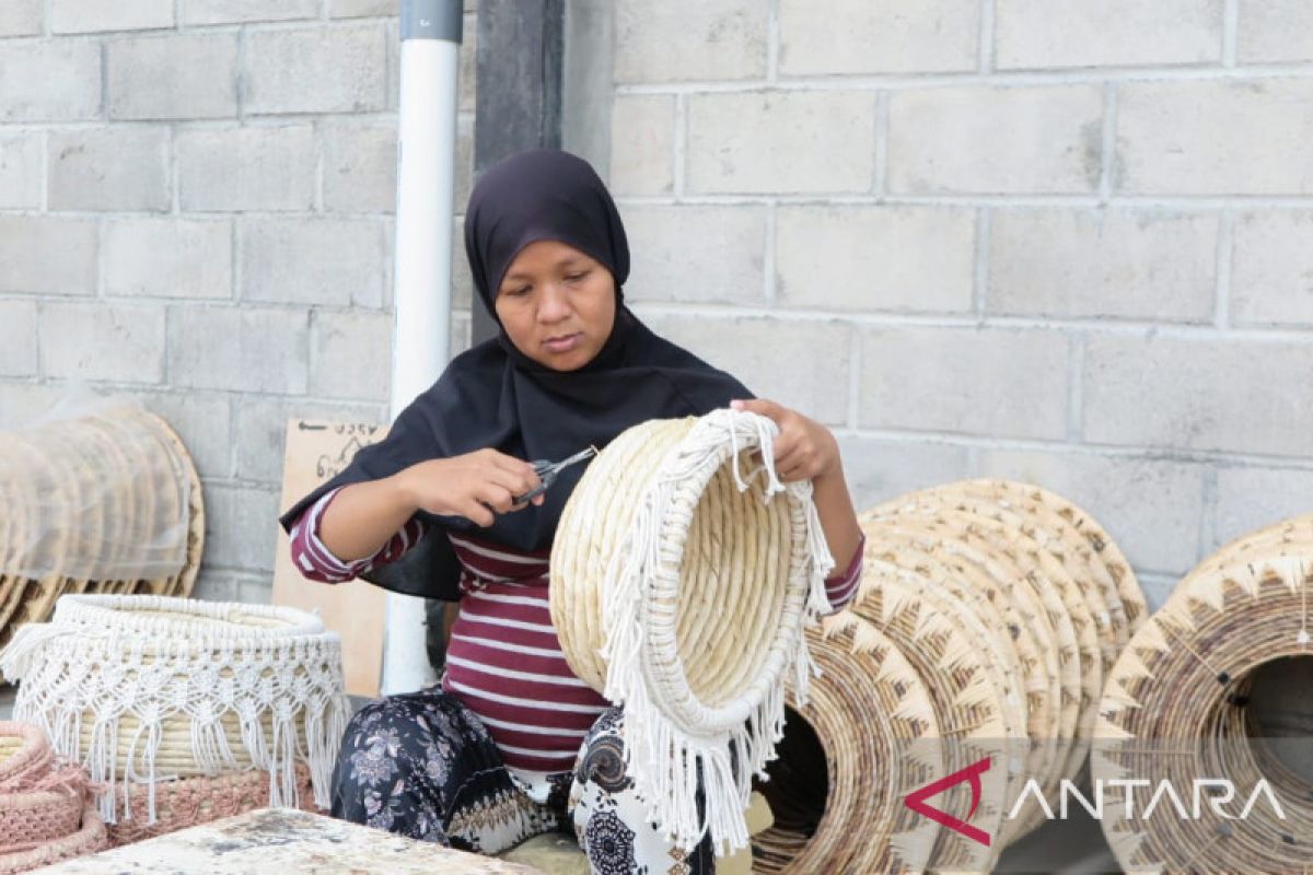 LPEI berdayakan ribuan perempuan di desa devisa