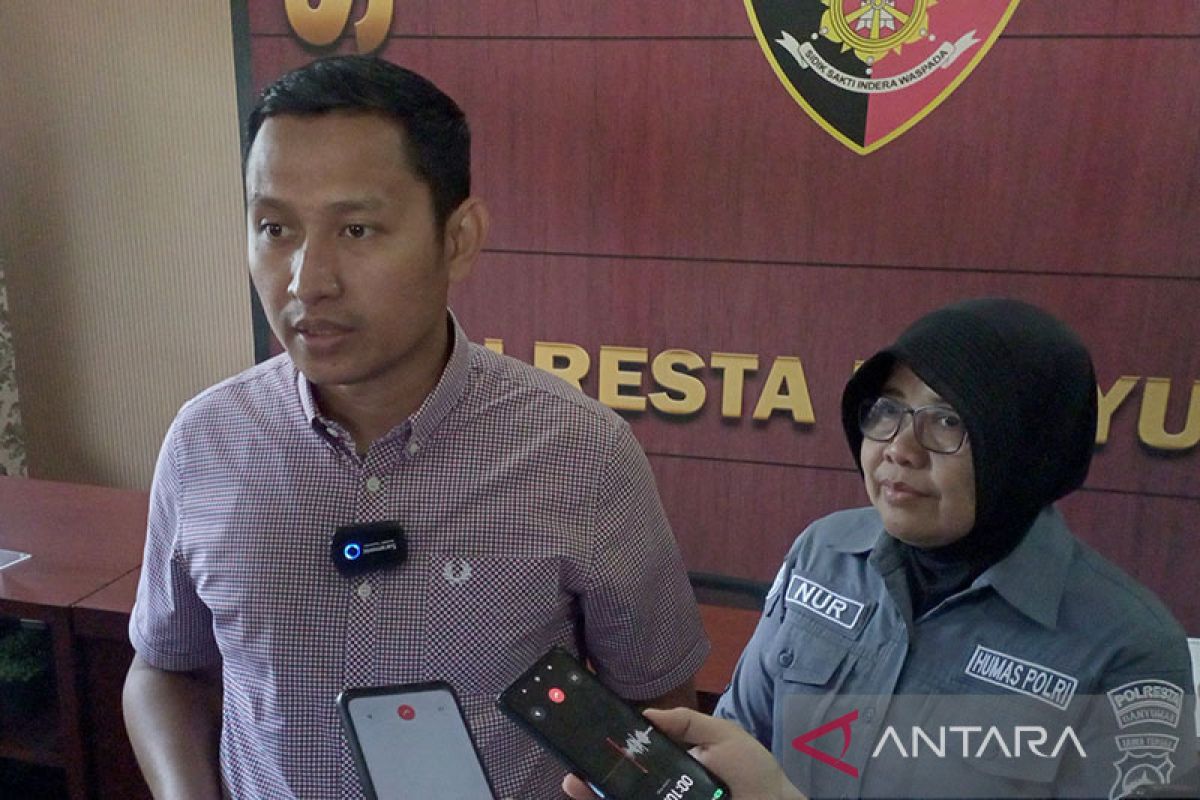 Polresta Banyumas ringkus pencuri spesialis sekolah dan balai desa