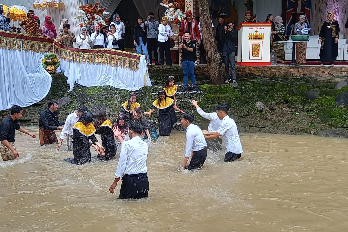 Sambut Ramadhan, Lampung Sai gelar prosesi "Belangiran"