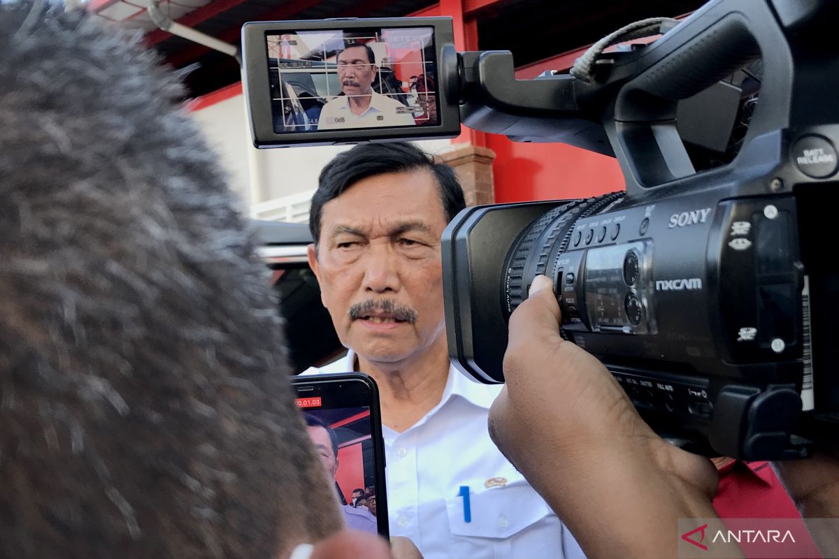 Menko Luhut: Bali tak butuh turis nakal karena hanya akan merusak