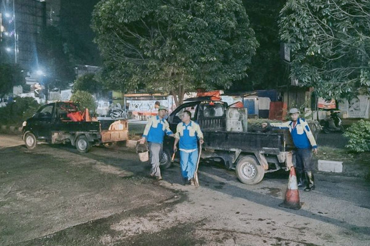 Pemkab Karawang alokasikan anggaran Rp6 miliar untuk pemeliharaan jalan rusak