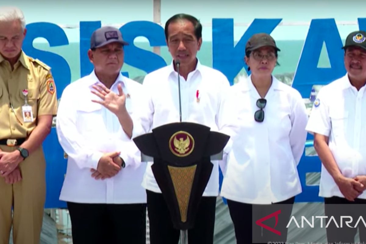 Jokowi hopes other regions replicating Kebumen's shrimp farming