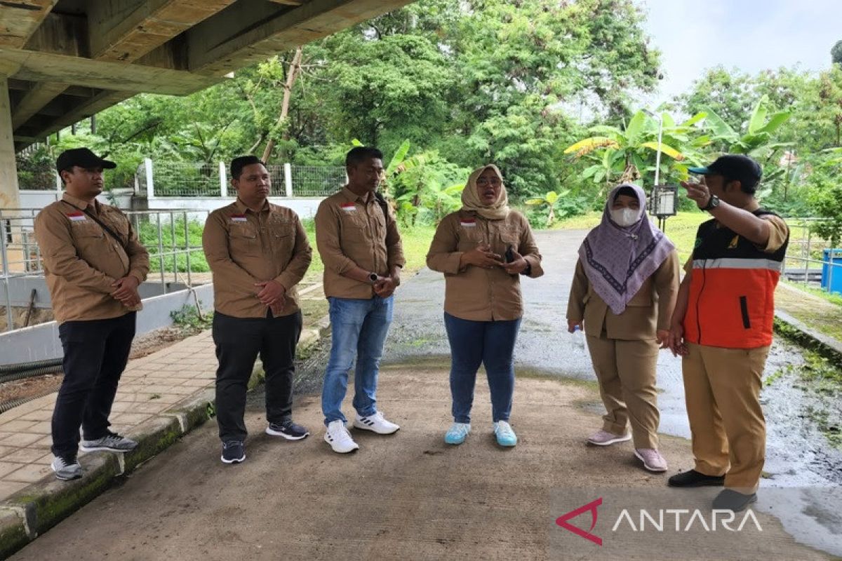 Dinas PUPR Kotabaru studi komparasi di IPLT Bogor